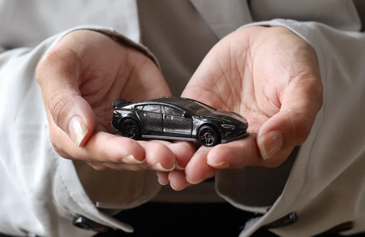 financial-consulting-vehicle